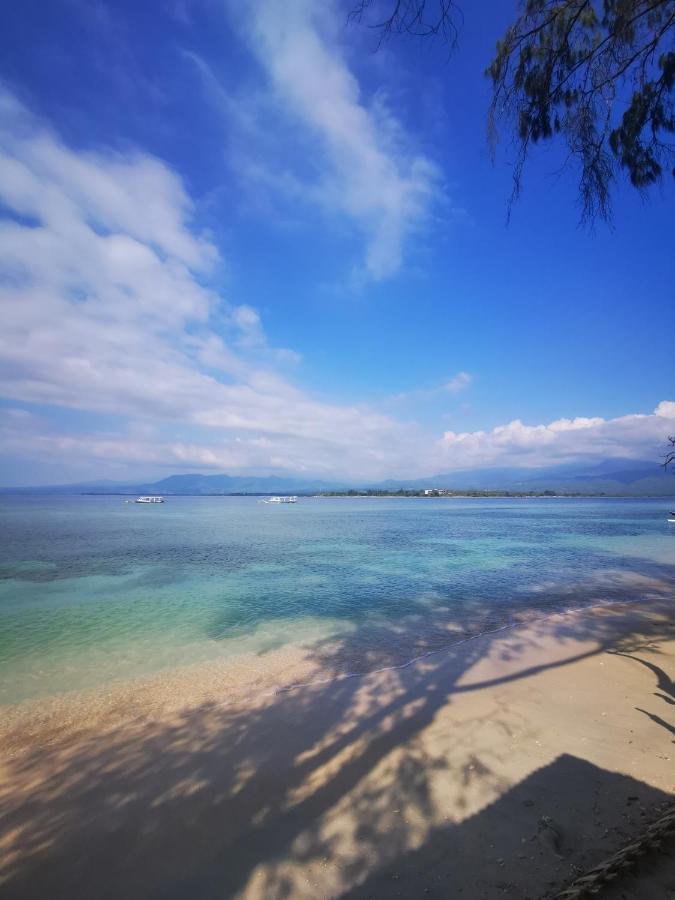 Abdi Fantastik Bed & Breakfast Gili Air Exterior photo