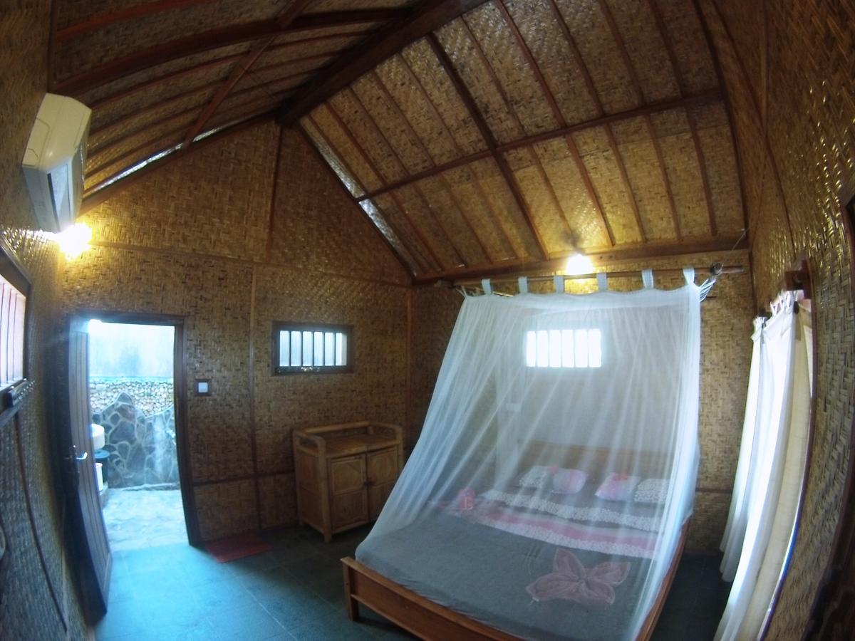 Abdi Fantastik Bed & Breakfast Gili Air Exterior photo