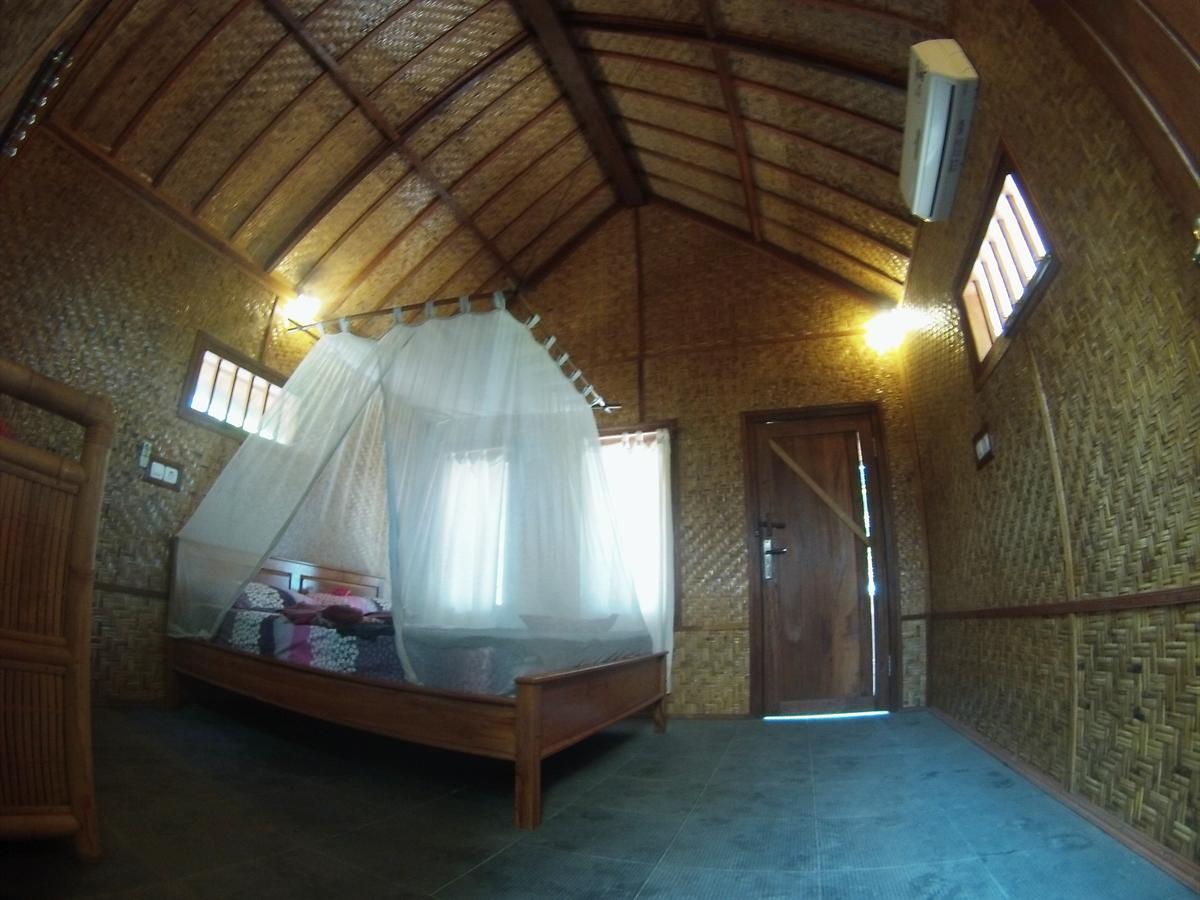 Abdi Fantastik Bed & Breakfast Gili Air Exterior photo